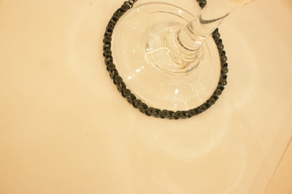 BLACK BEADED BRACELET