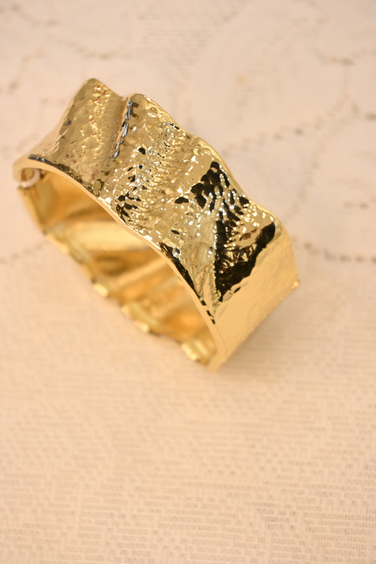 CUFF BRACELET