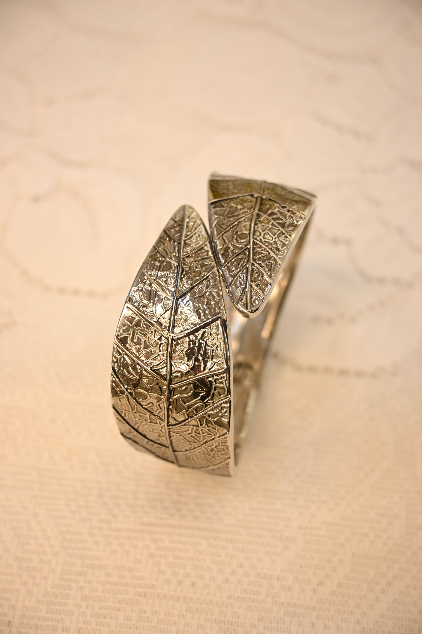 LEAF CUFF BRACELET