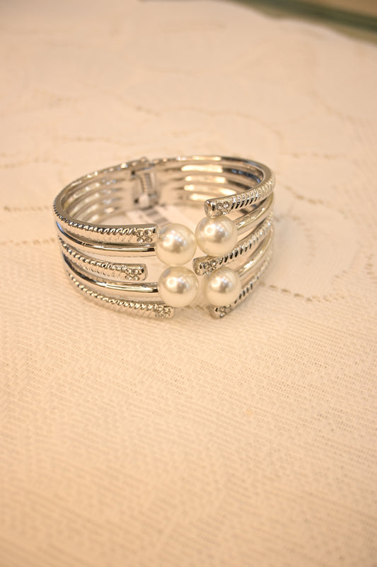 PEARL CUFF BRACELET