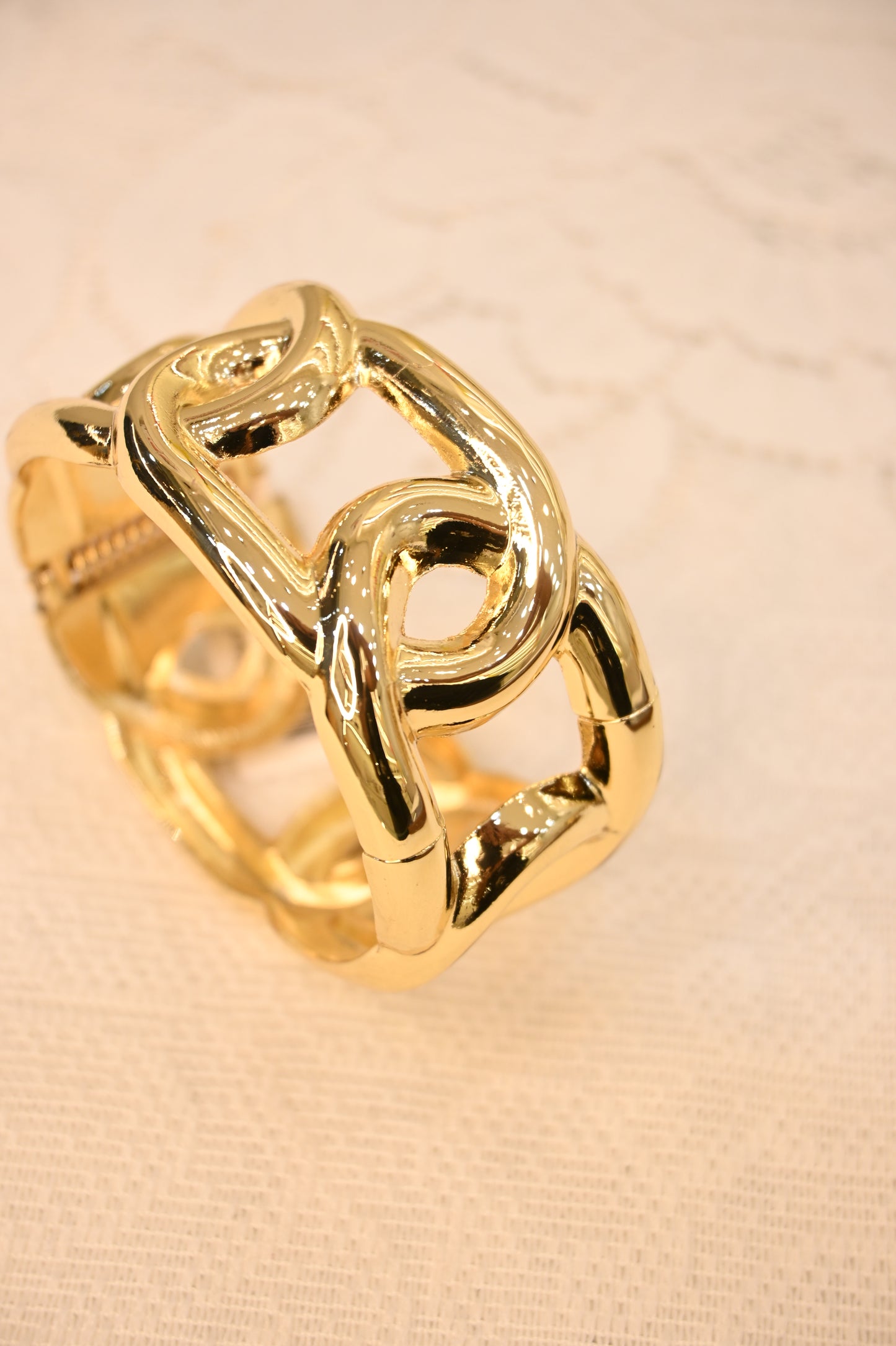 LINK HOOPS CUFF BRACELET