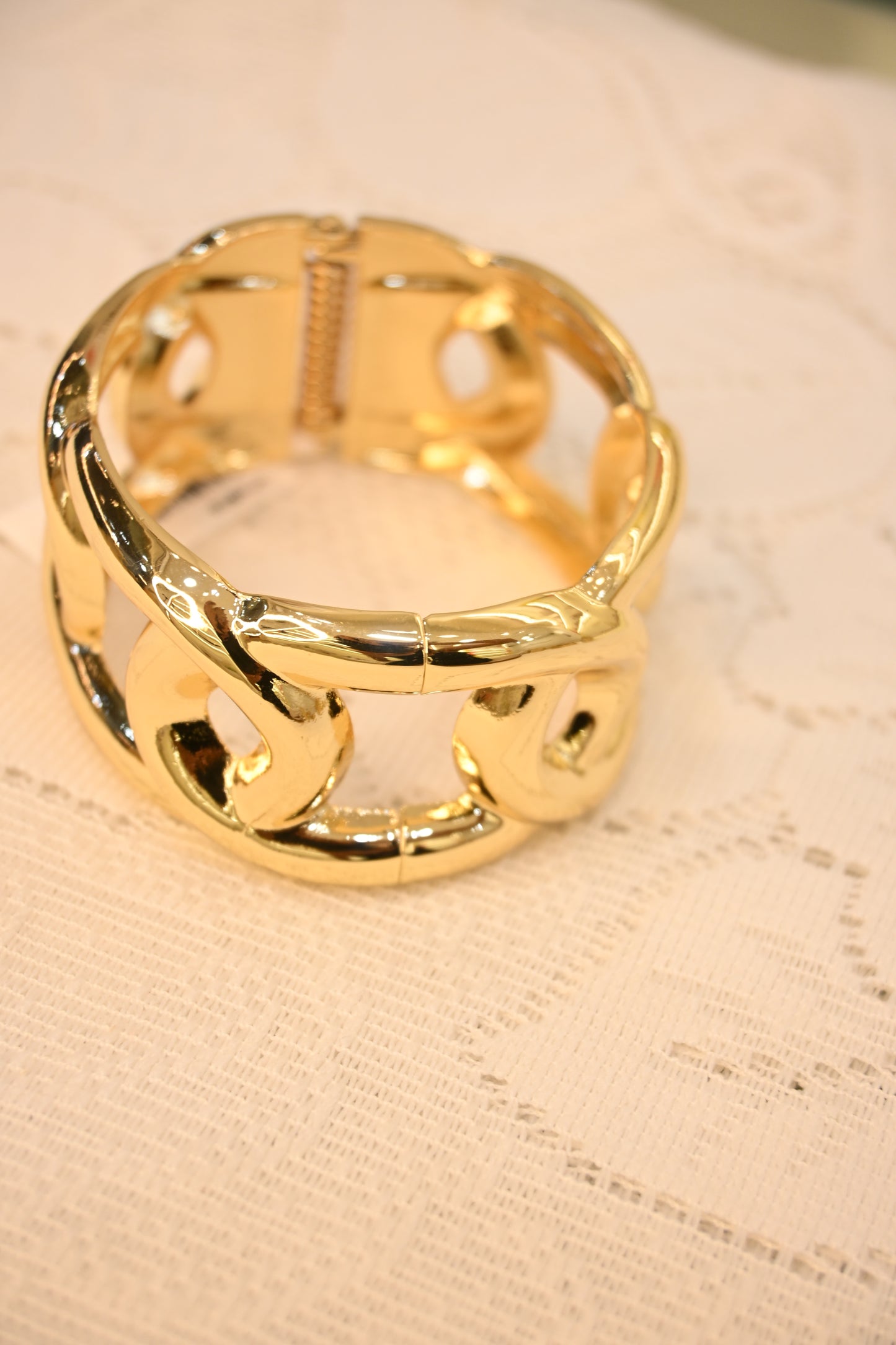 LINK HOOPS CUFF BRACELET