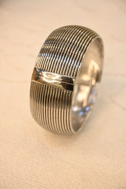 SILVER CUFF BRACELET