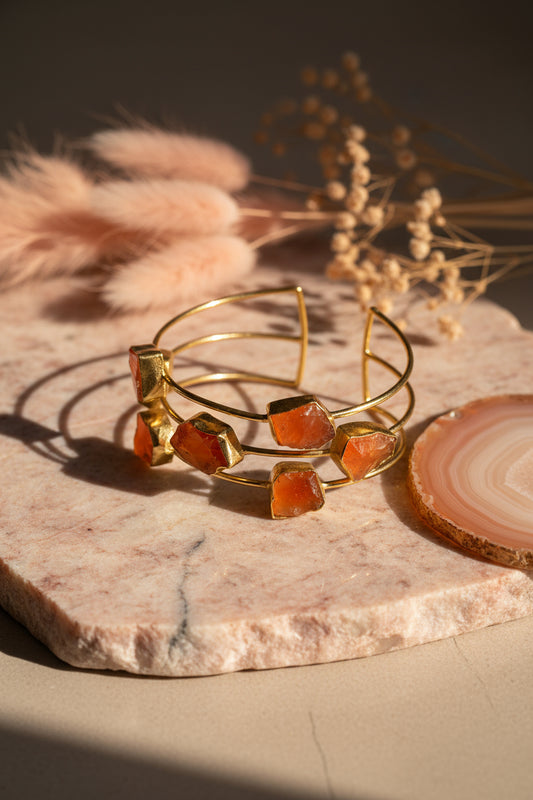 BROWN GEMS GOLDEN BRACELET