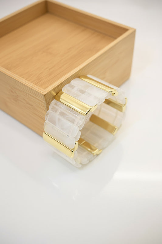 WHITE AND GOLDEN BRACELET