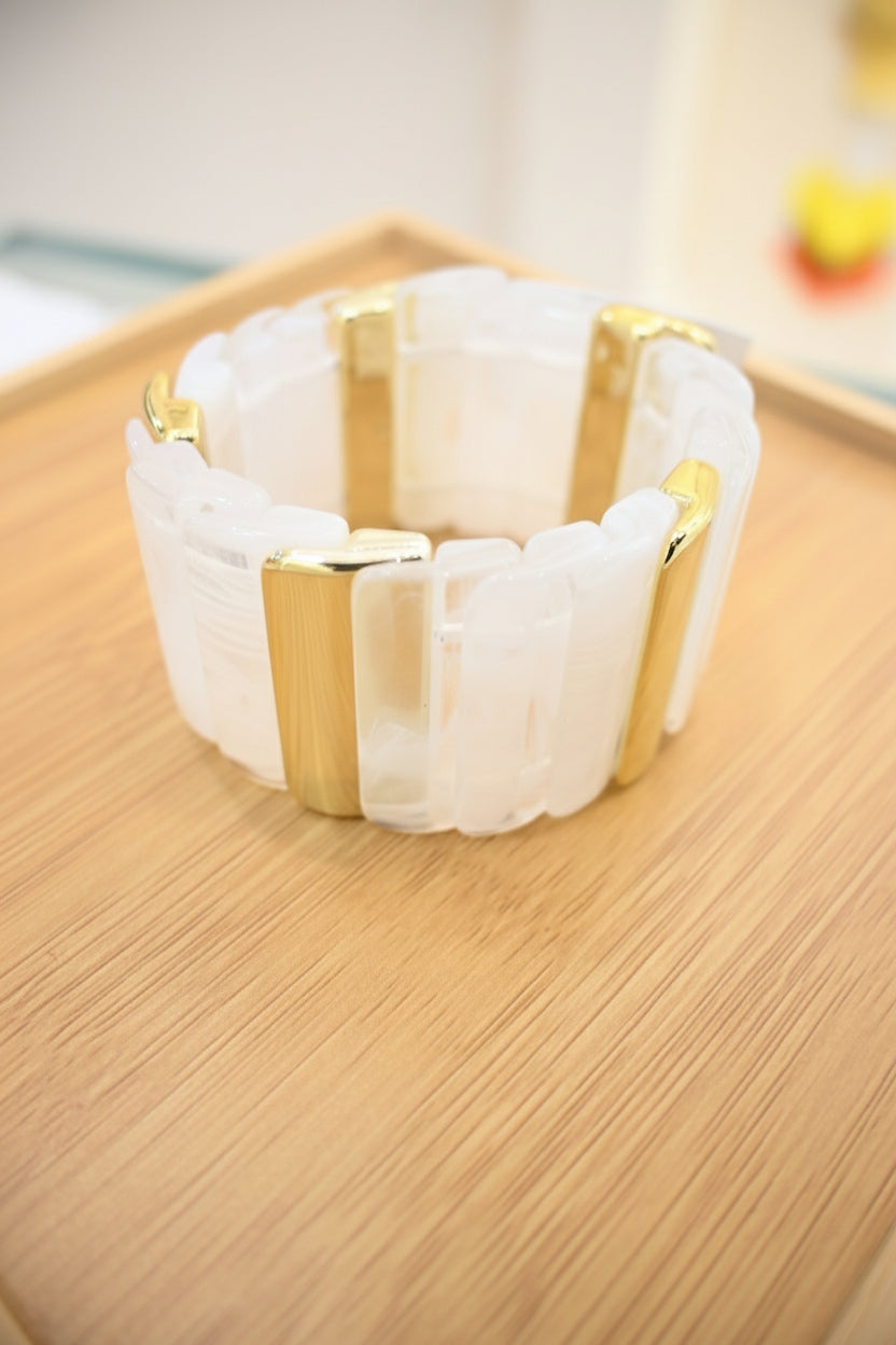 WHITE AND GOLDEN BRACELET