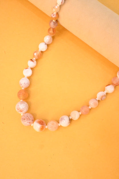 Necklace with pink & white pearl