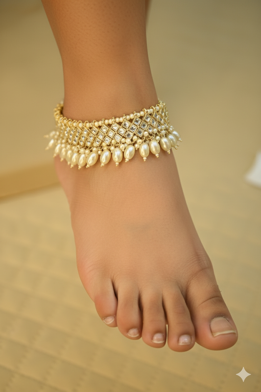Stone Work Pearl Anklet