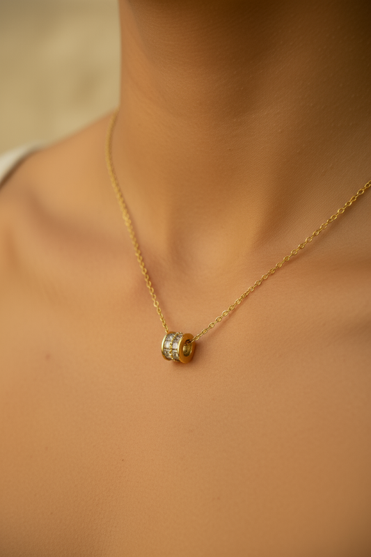 ROUND SHAPE PENDANT