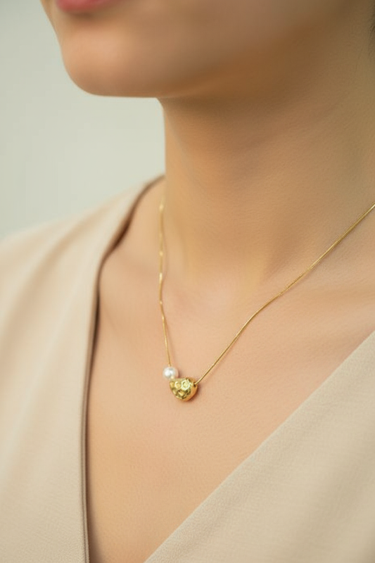 CUTE PEARL NECKLACE