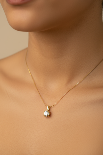 SOLITAIRE PENDANT