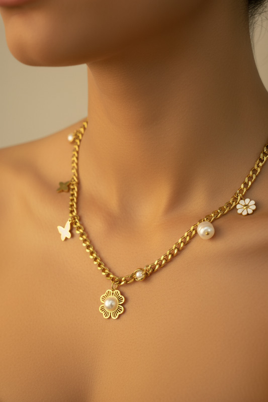 STATEMENT PENDANT
