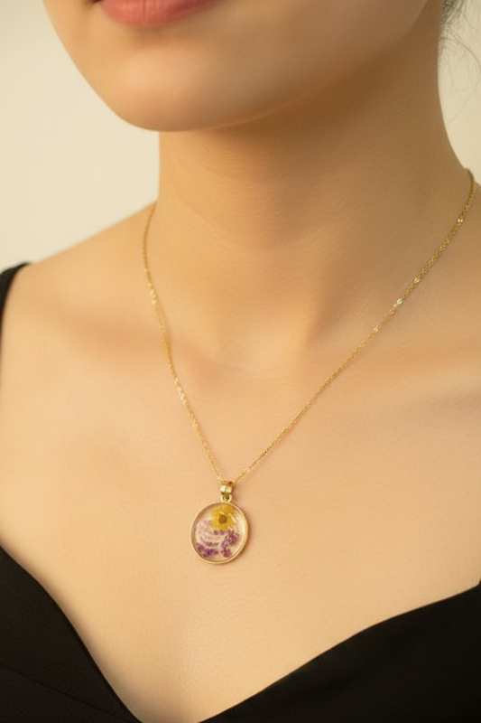 RESIN PENDANT